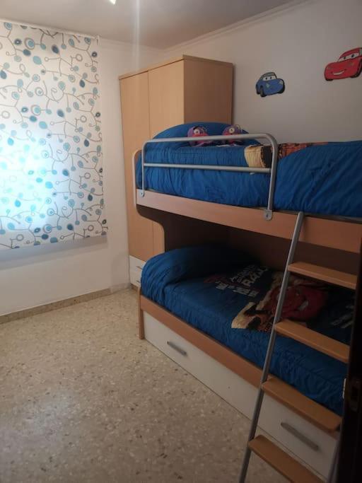 Piso En La Costilla-Rota Luaran gambar