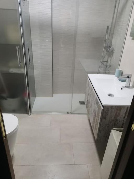 Piso En La Costilla-Rota Luaran gambar