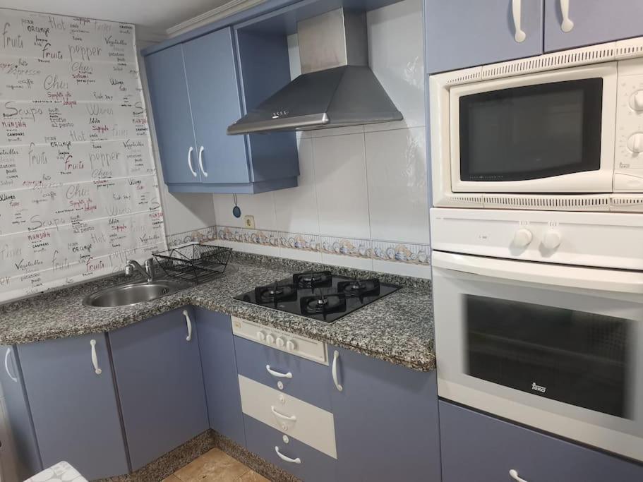 Piso En La Costilla-Rota Luaran gambar