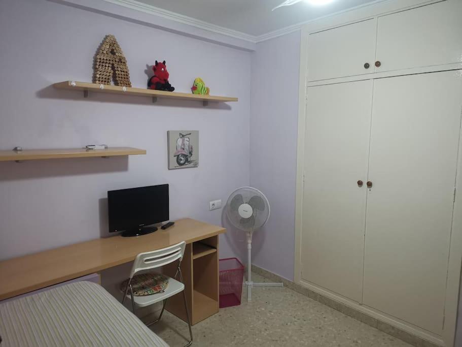 Piso En La Costilla-Rota Luaran gambar