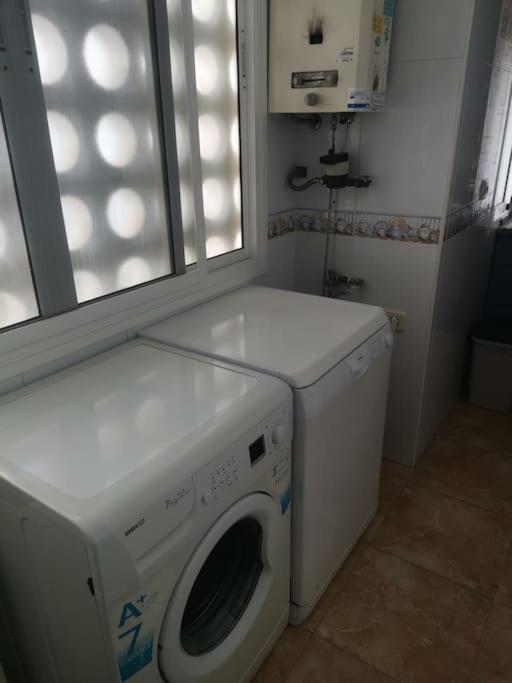 Piso En La Costilla-Rota Luaran gambar